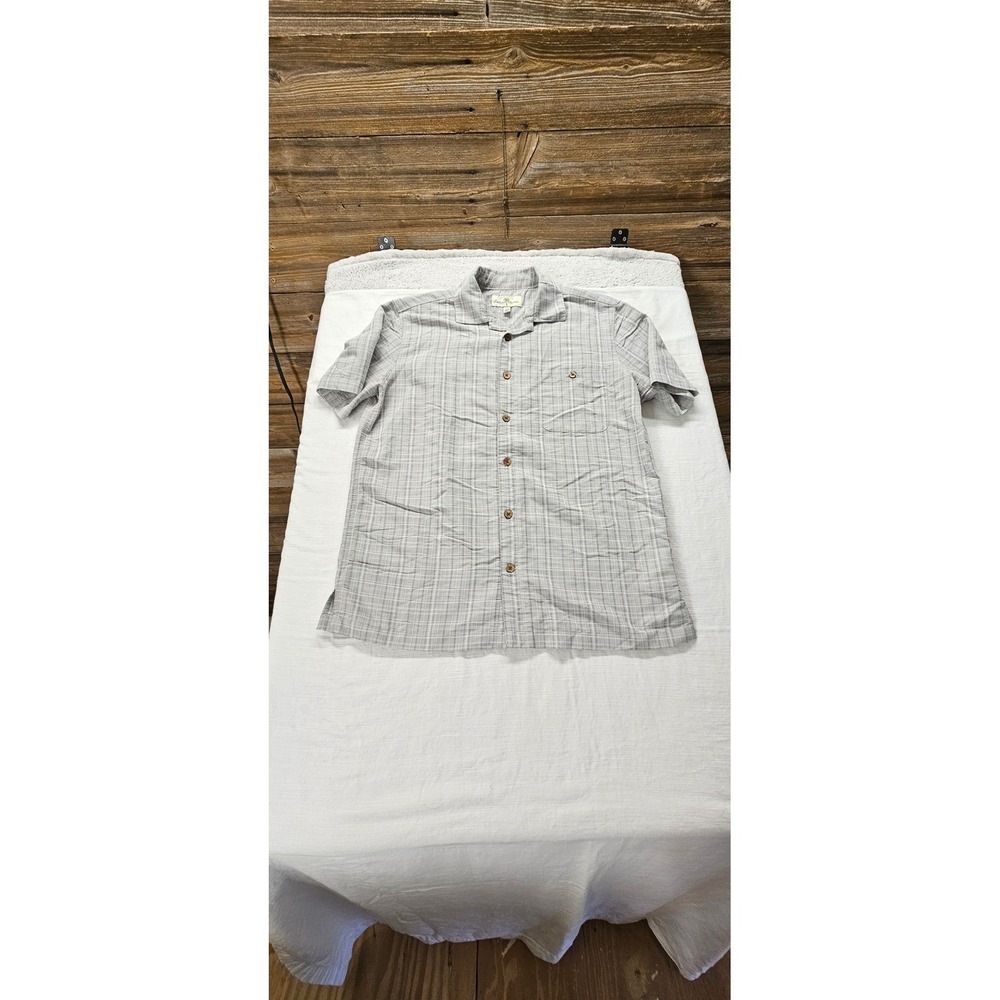 Island Shores Mens Medium Grey Plaid Short Sleeve Camp Shirt Rayon Blend Pocket